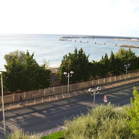 Residence Villa Carmen Fronte Mare A 50 Mt Пиетра Лигуре Екстериор снимка