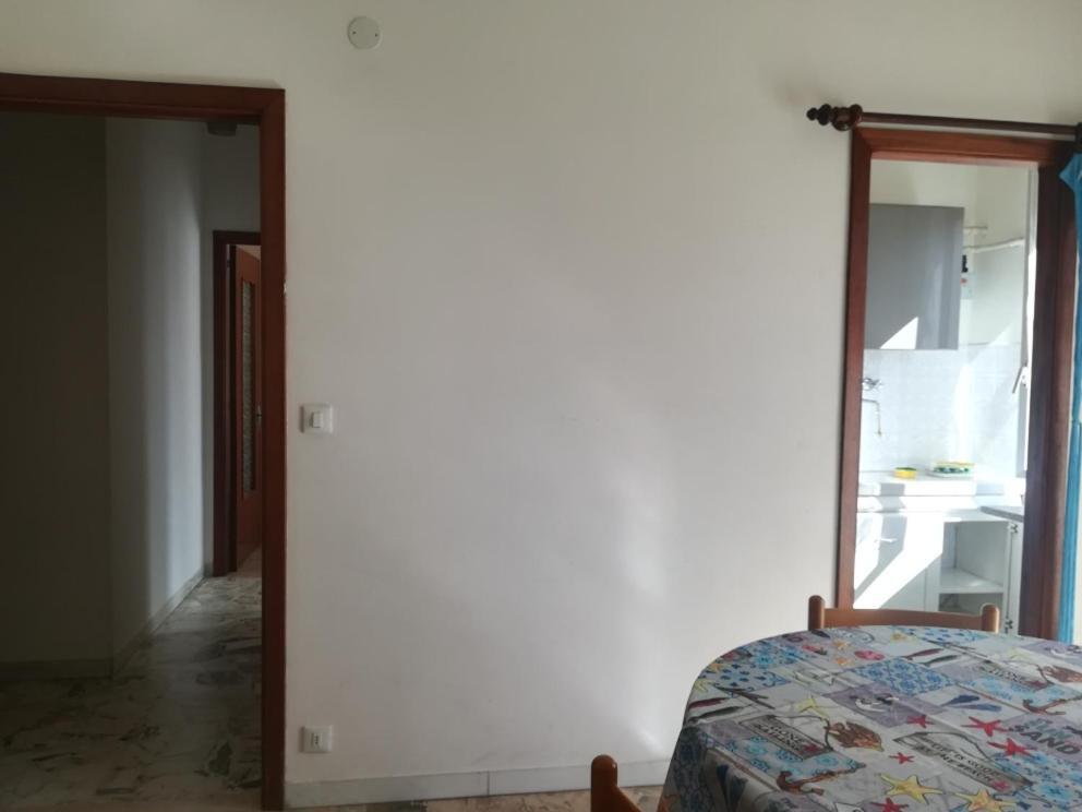 Residence Villa Carmen Fronte Mare A 50 Mt Пиетра Лигуре Екстериор снимка