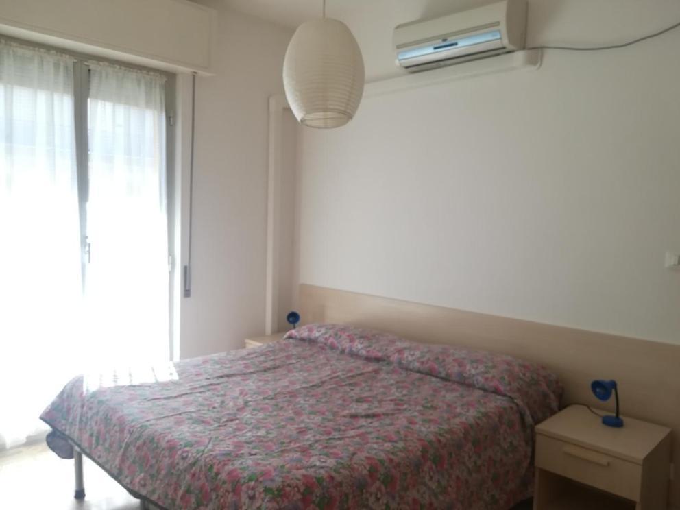Residence Villa Carmen Fronte Mare A 50 Mt Пиетра Лигуре Екстериор снимка
