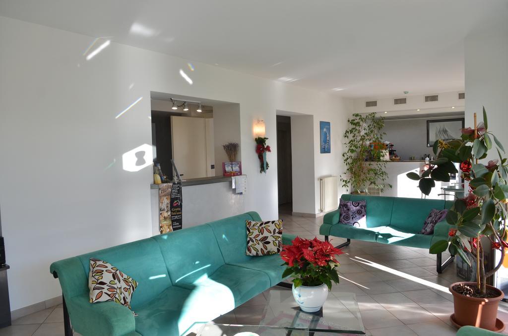 Residence Villa Carmen Fronte Mare A 50 Mt Пиетра Лигуре Екстериор снимка