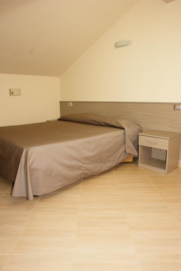 Residence Villa Carmen Fronte Mare A 50 Mt Пиетра Лигуре Екстериор снимка